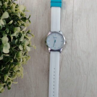 RELOJ IKEES BLANCO