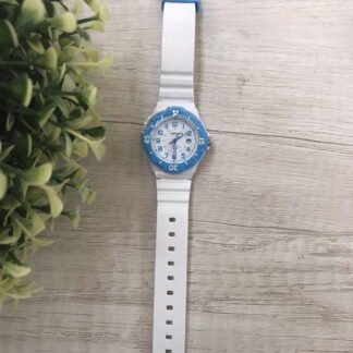 Reloj Casio LRW-200H-2B