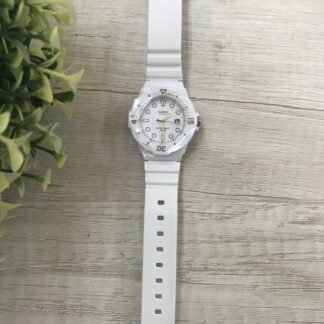 Reloj Casio LRW-200H-7E (.)