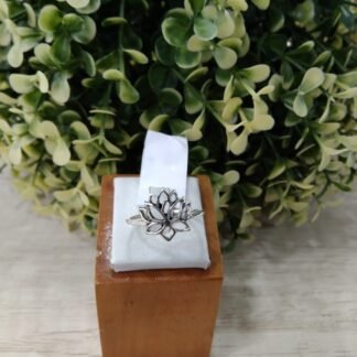 Anillo plata flor de lotto nro 19