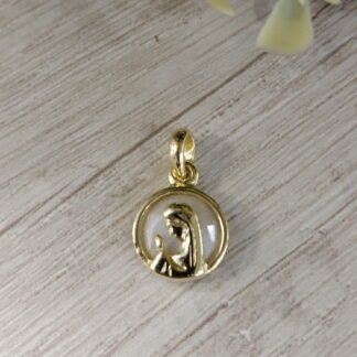 Colgante ba?o oro virgen ni?a