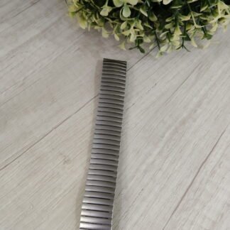 Correa metalica elasticada plateada n22