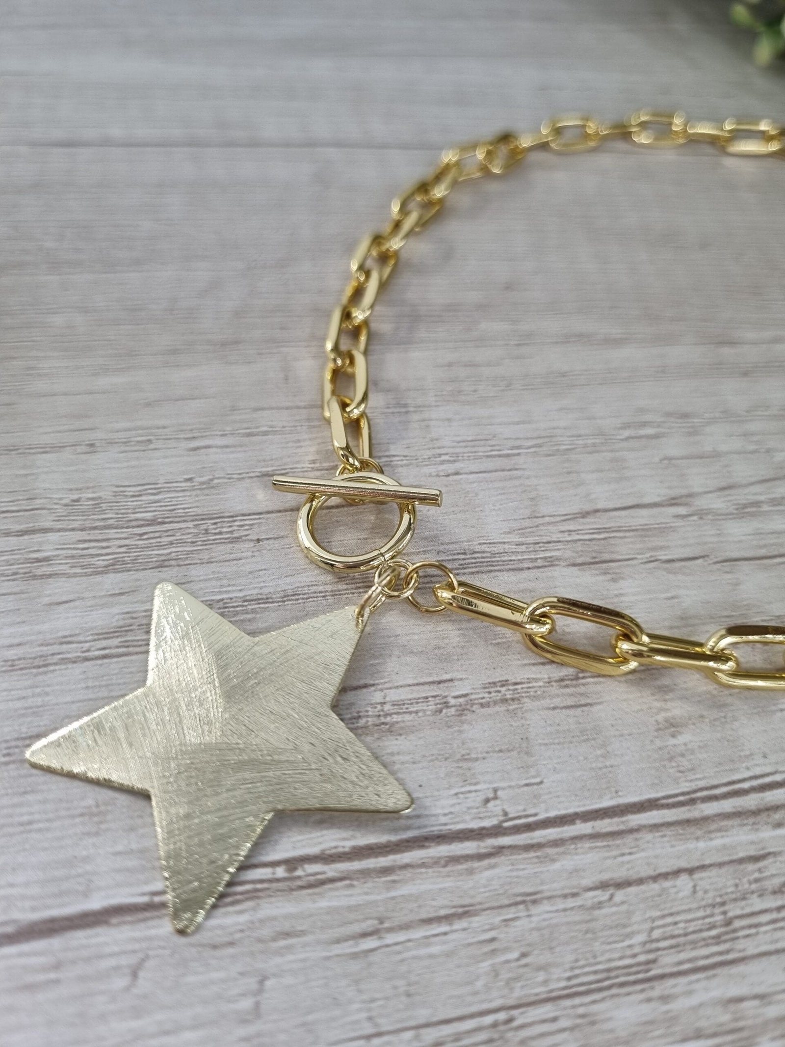 Collar Ba?o en oro estrella