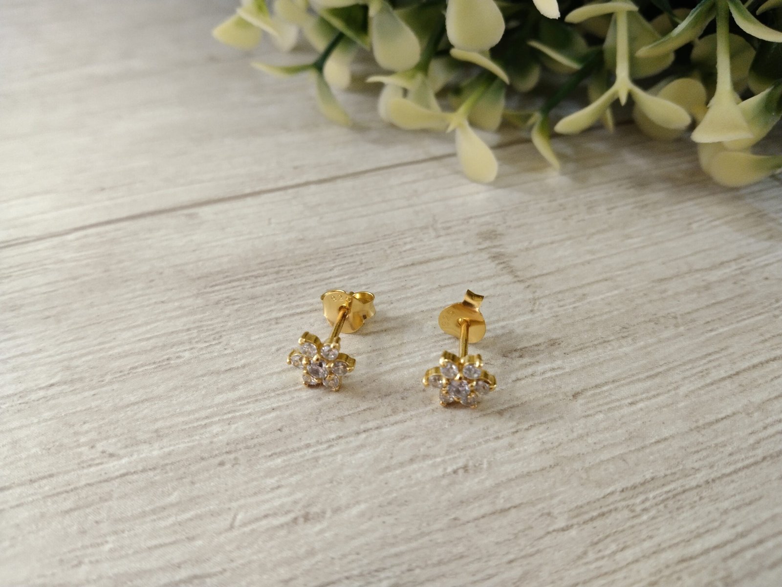 Aros plata Ba?o en oro 18k circones estrellas