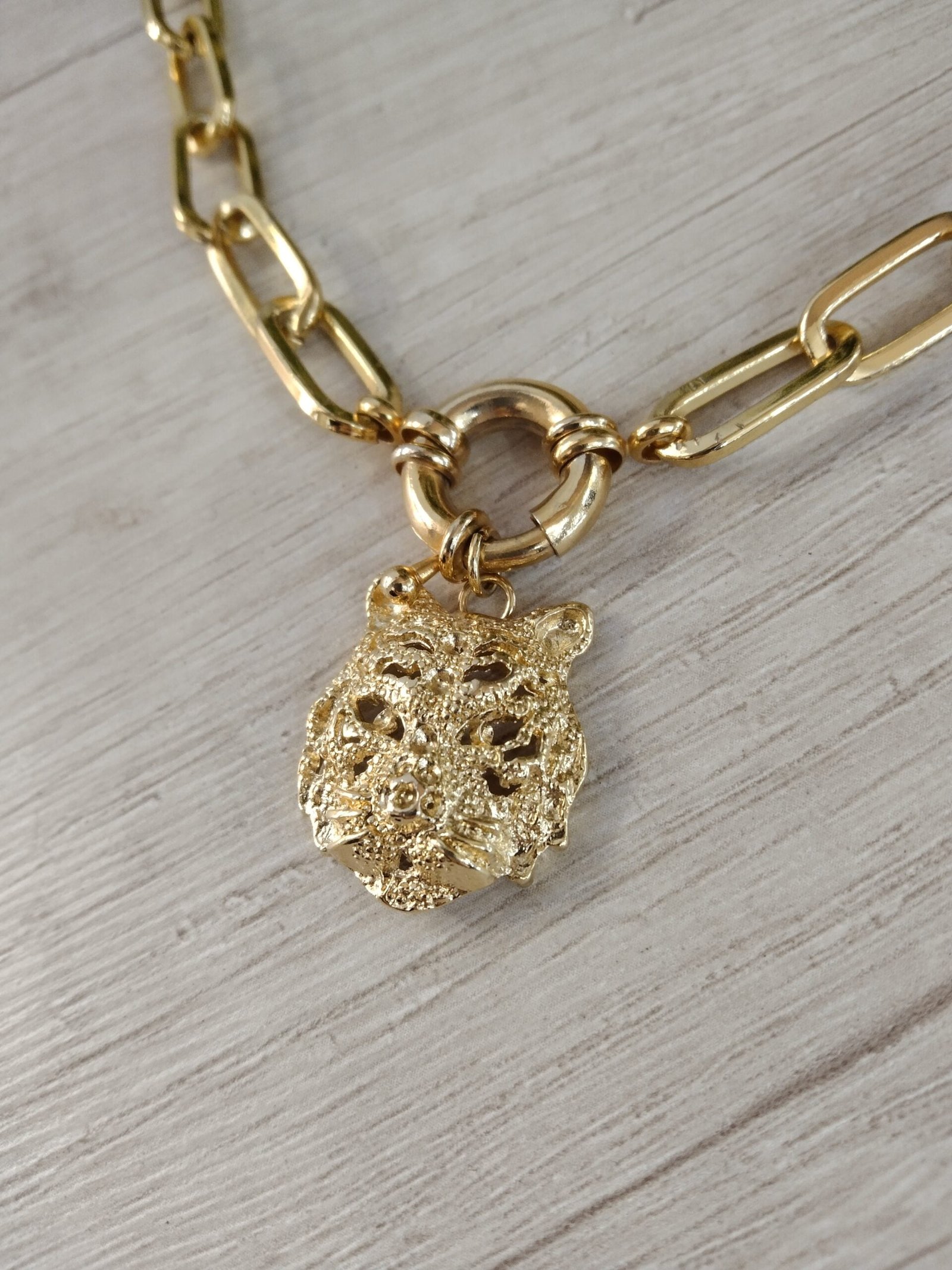 Collar tigre