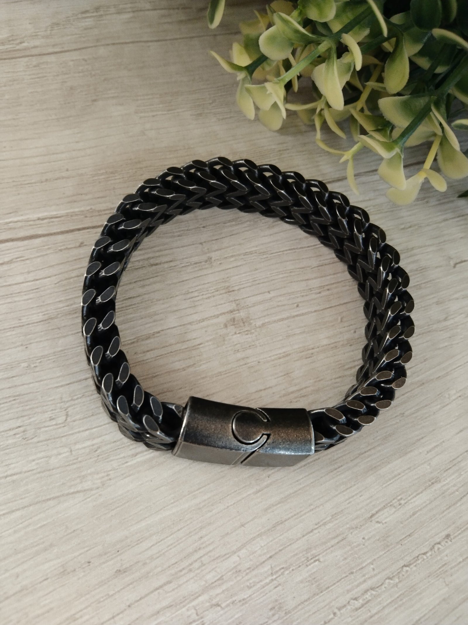 Pulsera trenzada gris