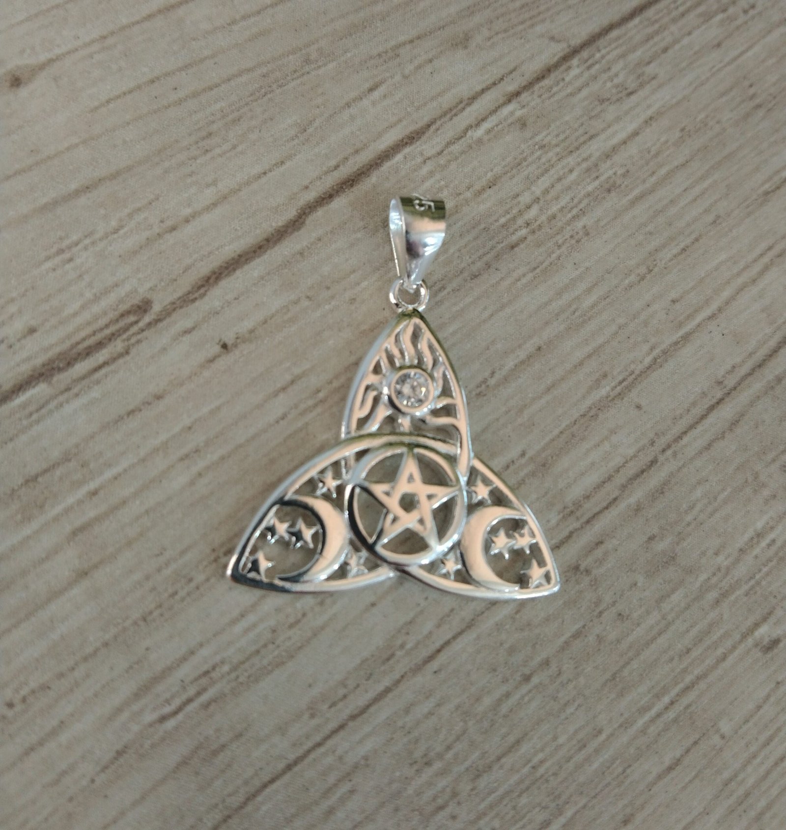 Colgante plata nudo de brujas con circon