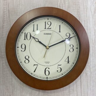 Reloj mural casio madera