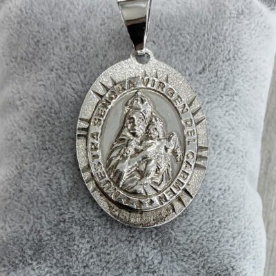 Colgante plata virgen del Carmen