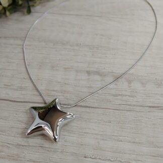 Collar acero estrella inflada