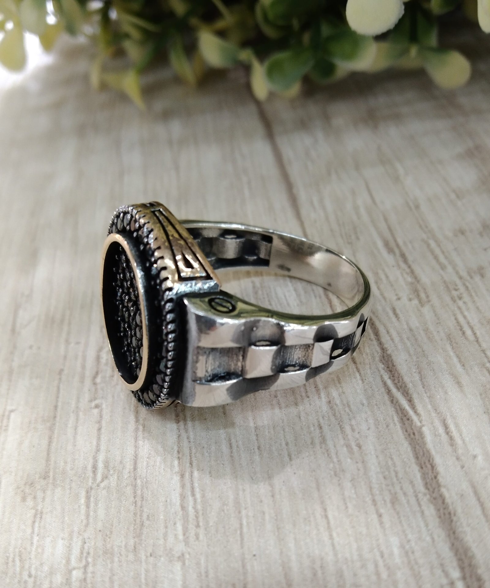 Anillo plata envejecida sello circones negros nro 25 - Imagen 2