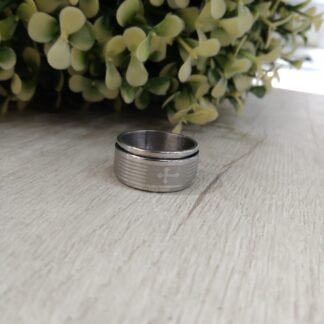 Anillo acero cruz antiestres