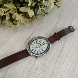 Reloj Ecos ovalado