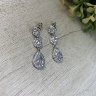 Aros acero plateados circones doble c?rculo gota