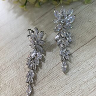 Aros Racimo circones plateados