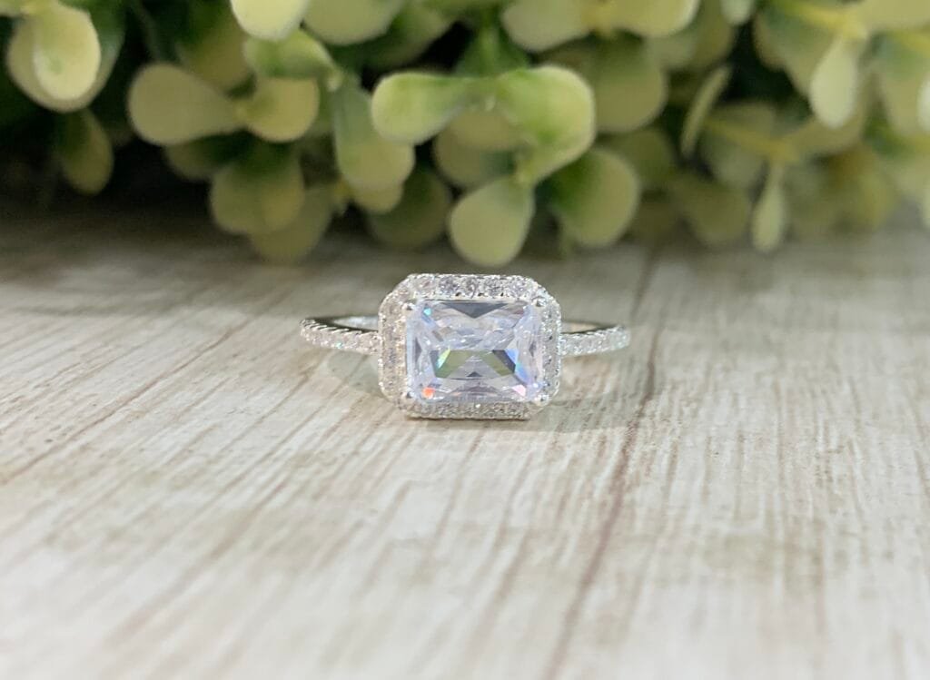 Anillo plata circon rectangular con microcircones nro 13
