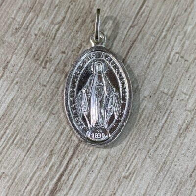 Colgante plata escapulario virgen de los rayos  14 x 25 mm