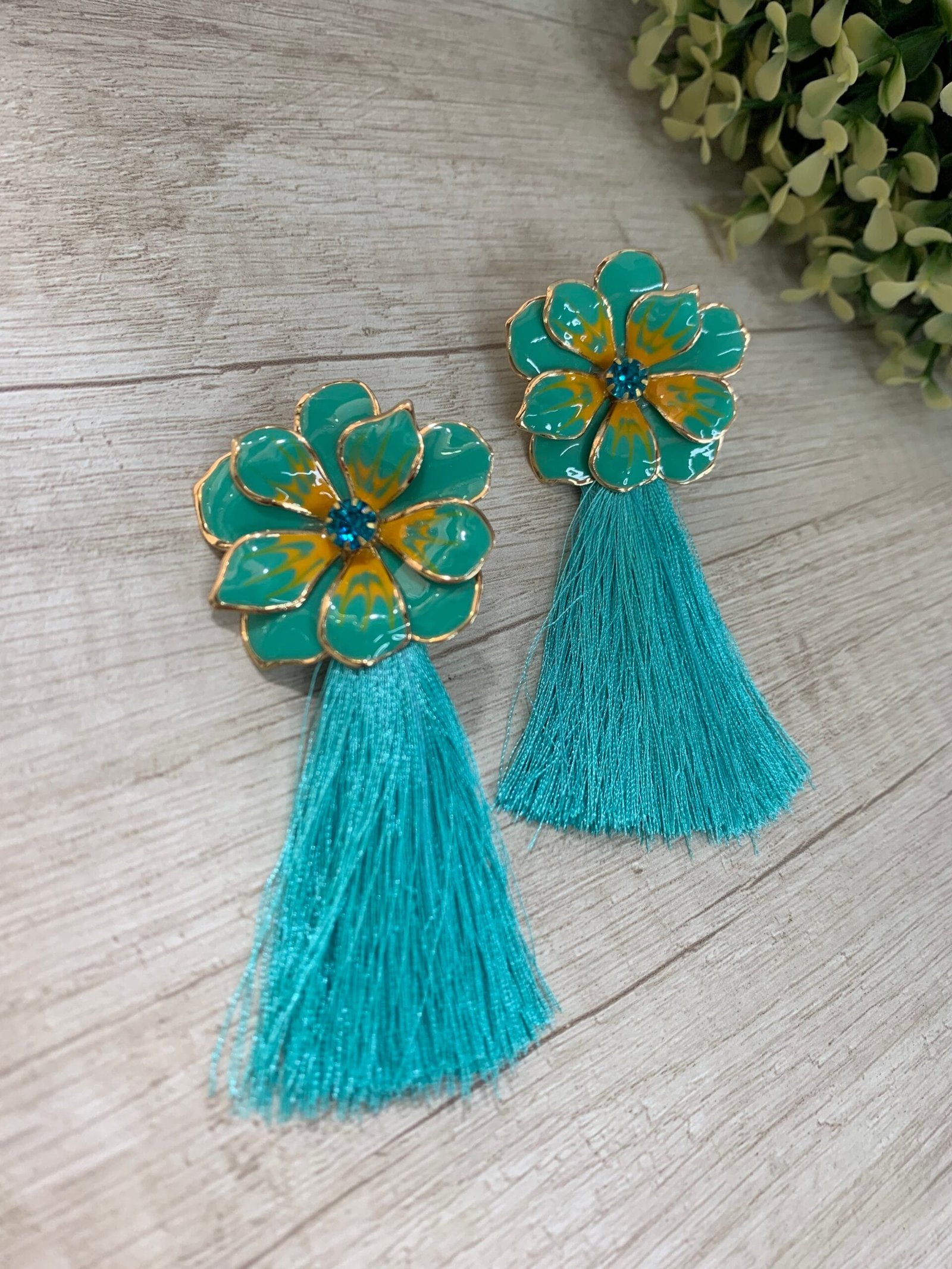 Aros Flor Calipso Borlas