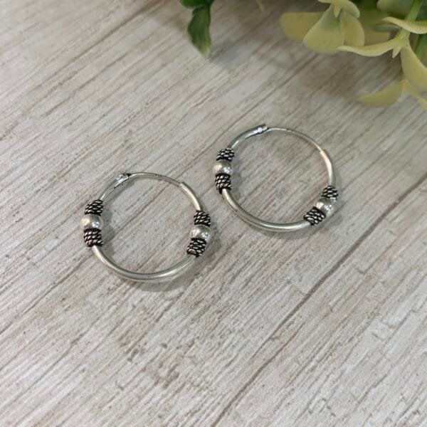 Aros plata argolla bali esferas