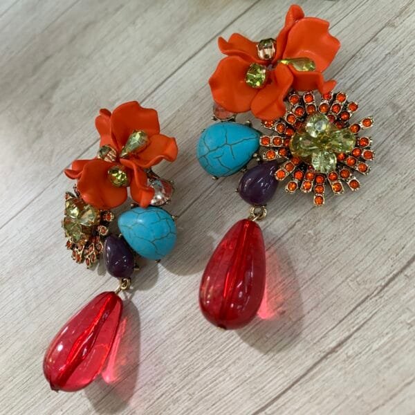 Aros Flores multicolores en fantasía fina