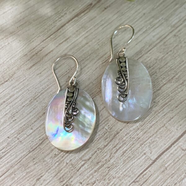 Aros plata nácar ovalado