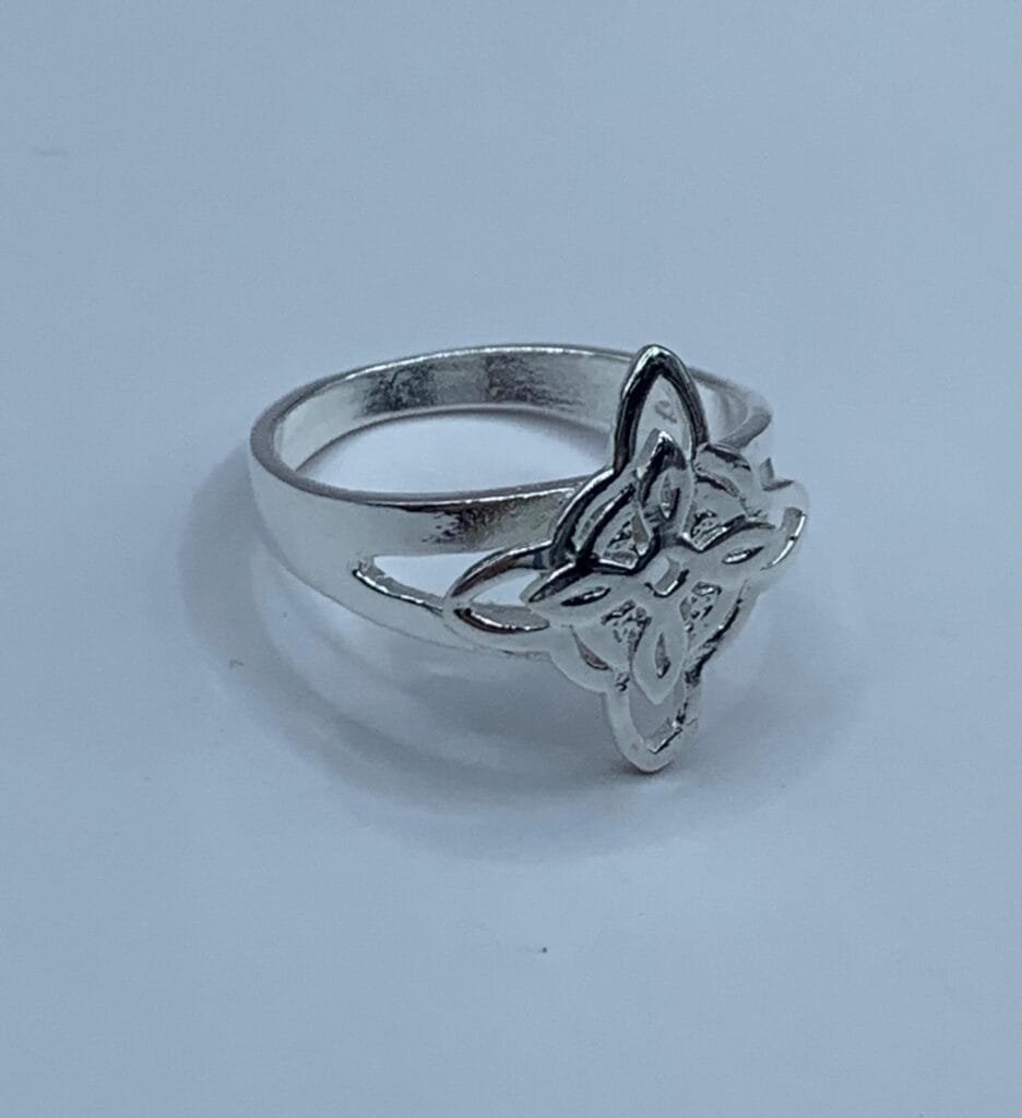 Anillo Plata Nudo de Bruja n?16