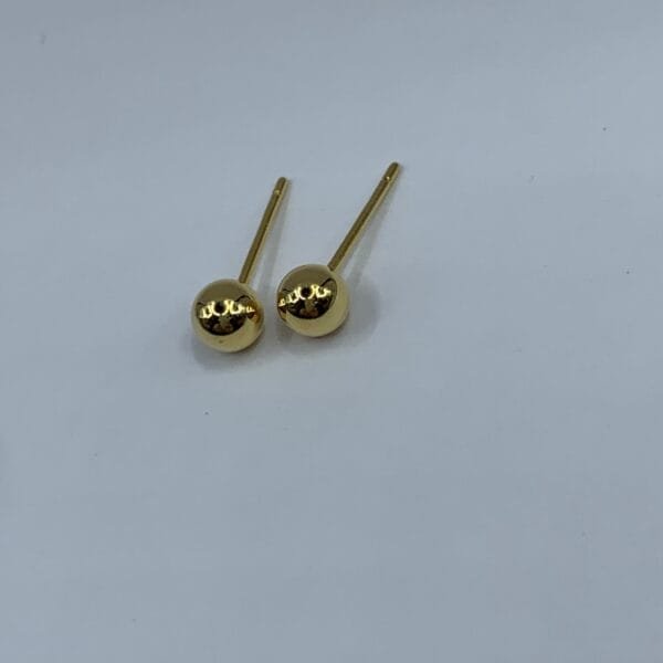 Aros baño en oro esferas 5 mm