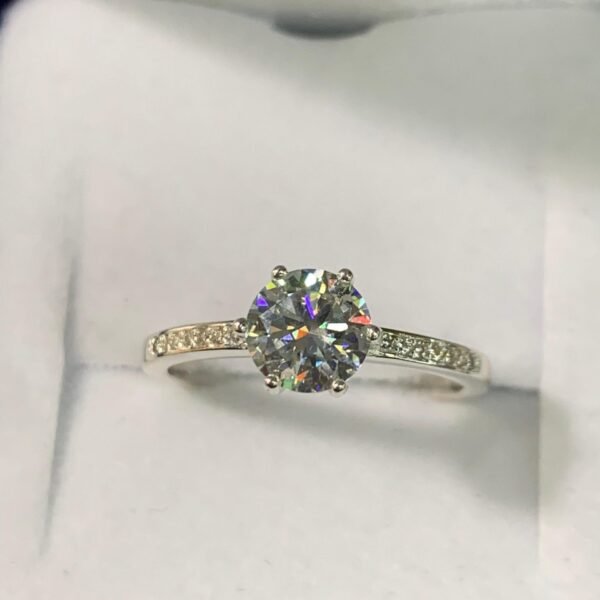 Anillo plata Solitario Moissanita n10