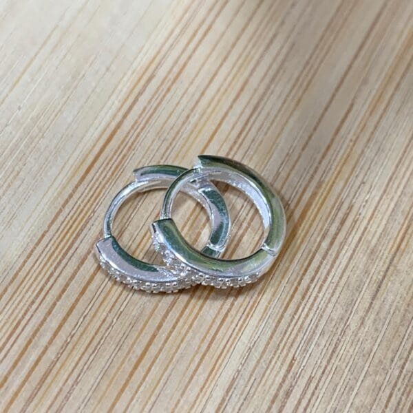 Aros plata Huggie circones 11mm