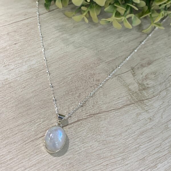 Collar plata piedra luna ovalado