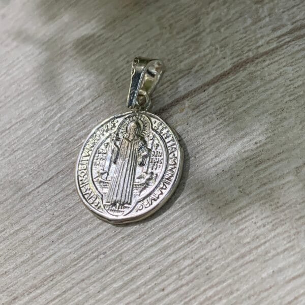 Colgante Plata San Benito 16mm
