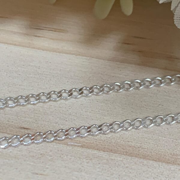 Cadena plata grumet 60 cm