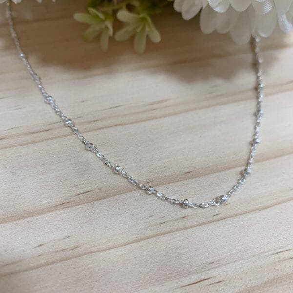Cadena plata tradicional esferas 45cm
