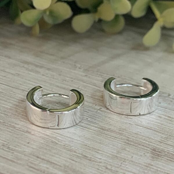 Aros plata huggie 15 mm