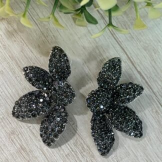 Aros media flor plateada circon negro