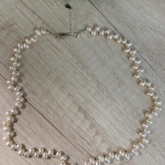 Collar chocker plata perla de rio