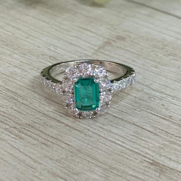 Anillo Plata Rodinada pave verde rectangular N 11