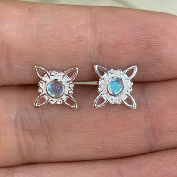 Aros plata nudo de bruja cristal tornasol