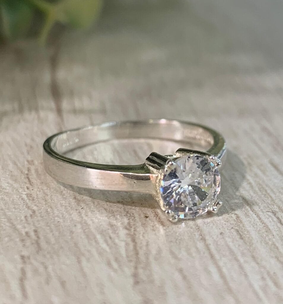 Anillo Plata solitario circon N 17