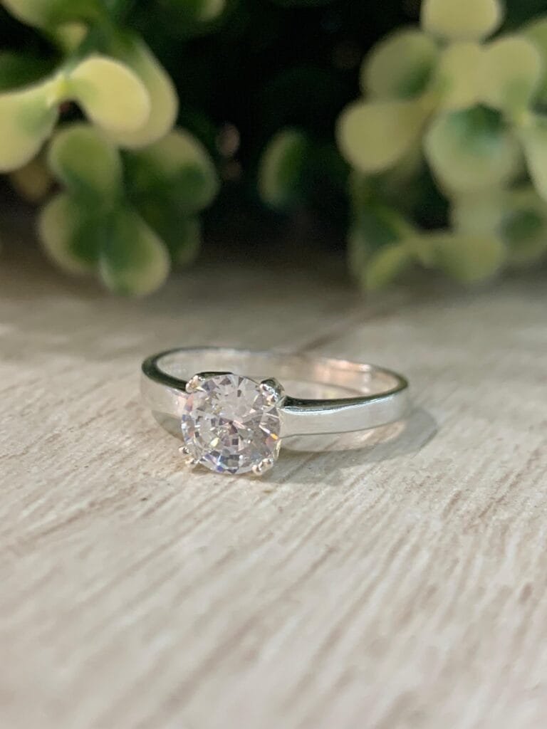 Anillo Plata solitario circon N 17