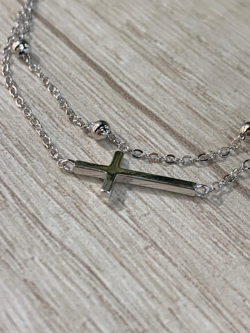 WhatsApp Image 2026-02-23 at 14.19.25 (3) Pulsera plata rodinada doble cruz y esferas - Imagen 2