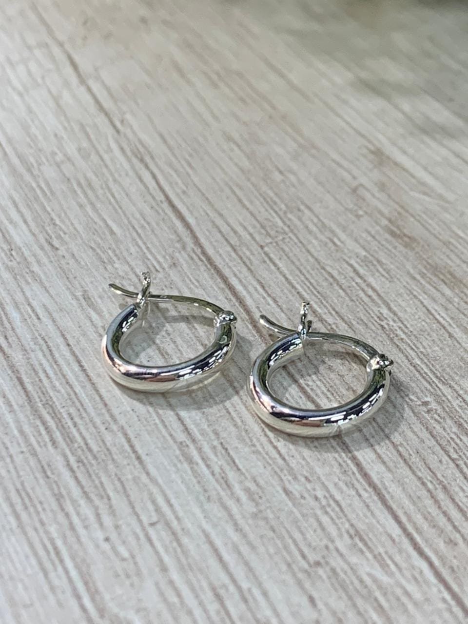 WhatsApp Image 2026-03-02 at 12.51.55 (2) Aros plata argolla gruesa - Imagen 2