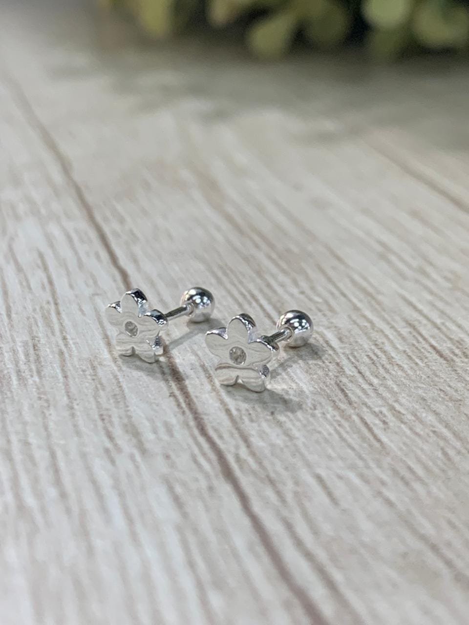 WhatsApp Image 2026-03-02 at 12.52.06 Aros plata flor circon con tope - Imagen 2