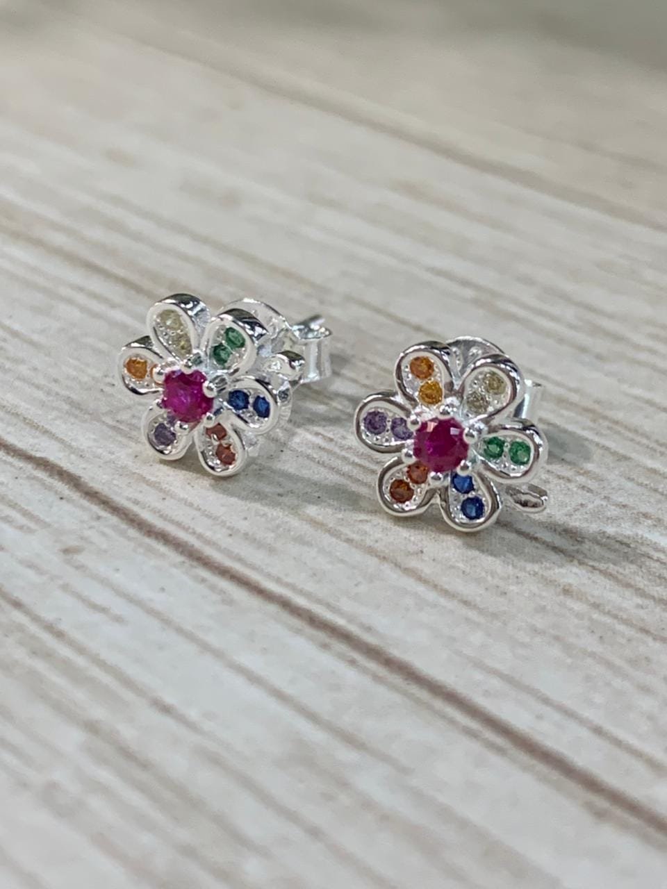 WhatsApp Image 2026-03-02 at 12.52.10 Conjunto plata flor circones multicolor - Imagen 4