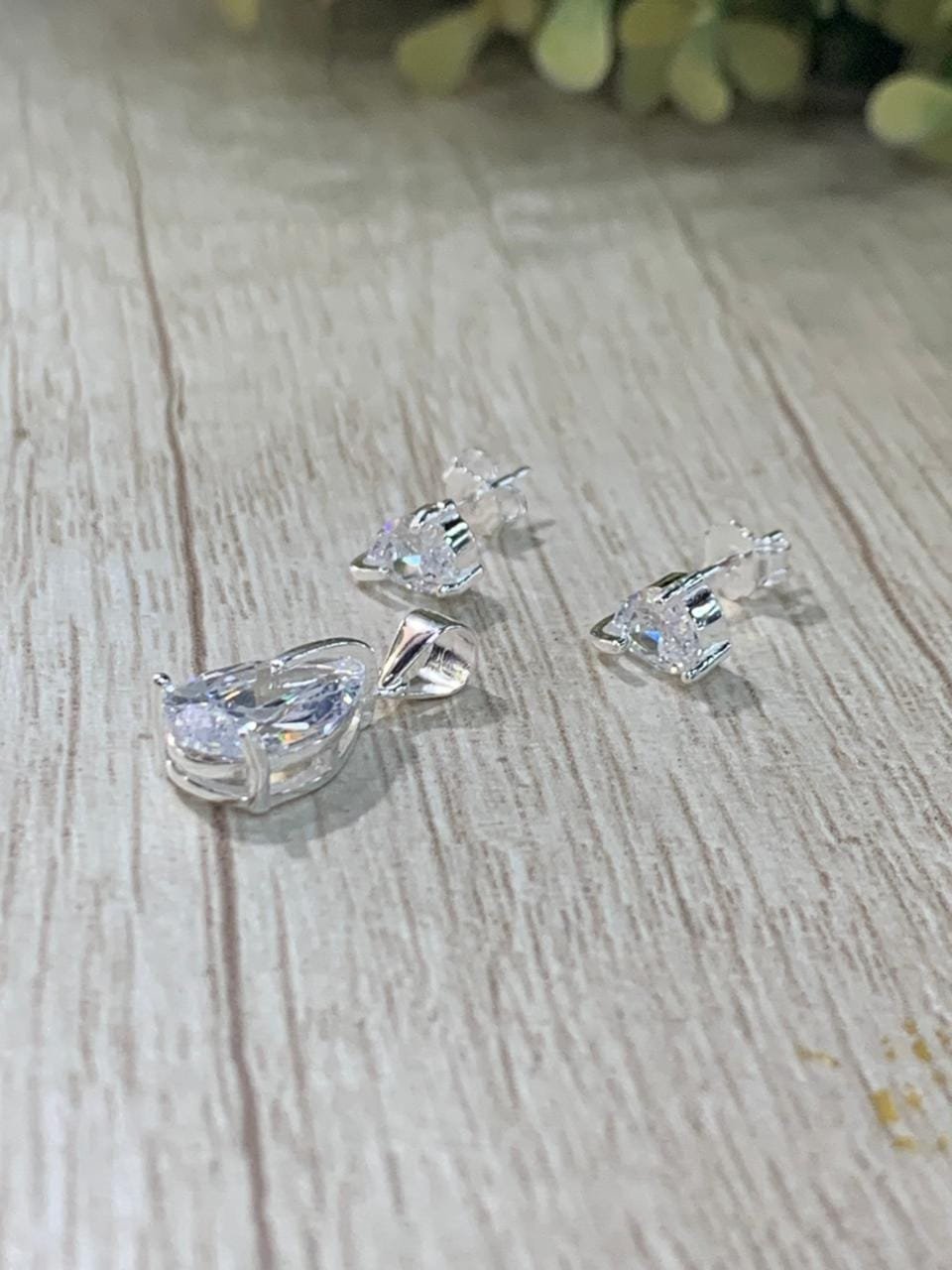 WhatsApp Image 2026-03-02 at 12.52.15 Conjunto plata gota circon - Imagen 4