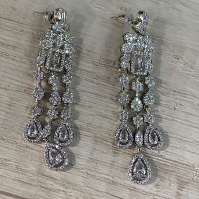 Aros cascada triple gota circones baño platino