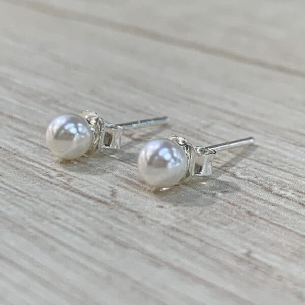 Aros plata perla 4 mm