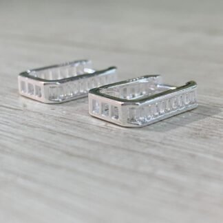 Aros plata argolla huggie rectangular circones baguette