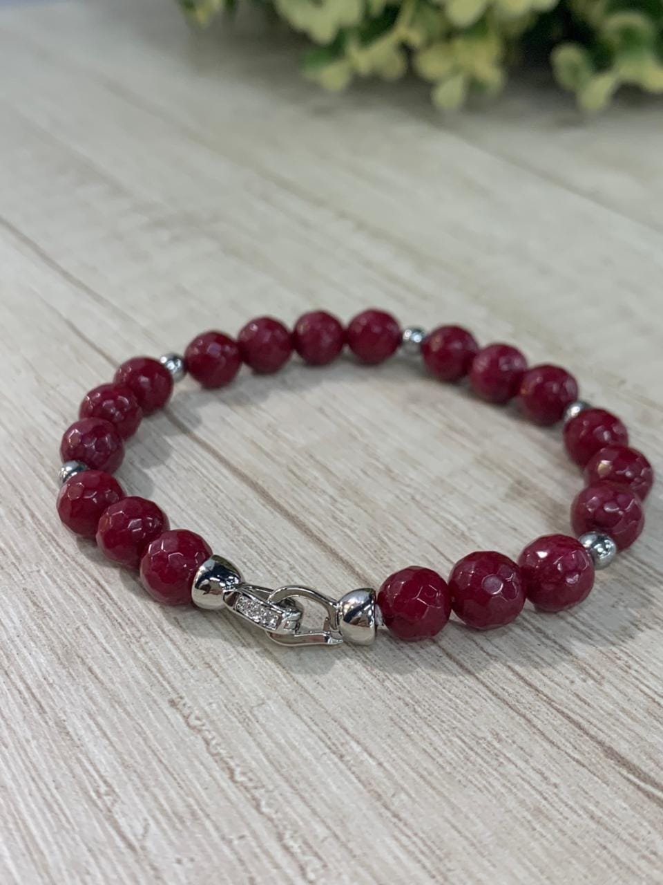 WhatsApp Image 2026-03-27 at 17.46.04 Pulsera agatas burdeo baño plata - Imagen 2