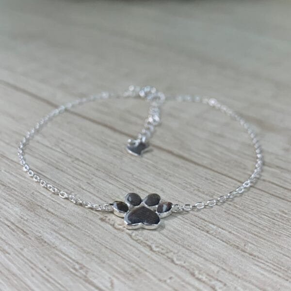 Pulsera plata patita lisa